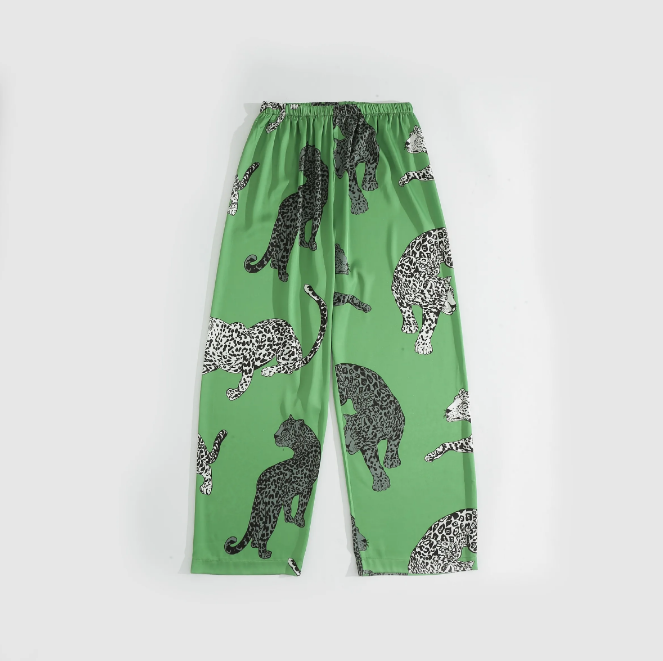 Green Leopard Printed Women Sleepwear Silk Textured Satin Long Sleeve And Pants Pajama Set