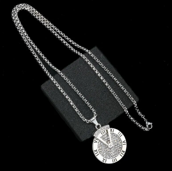 Fashionable European And American Roman Numeral Chain Necklace